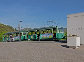 drachenfelsbahn_bergstation.jpg