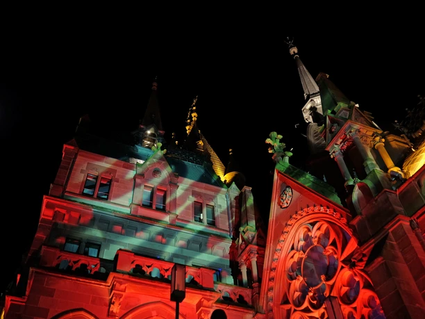 schloss_drachenburg_lichterfest.jpg