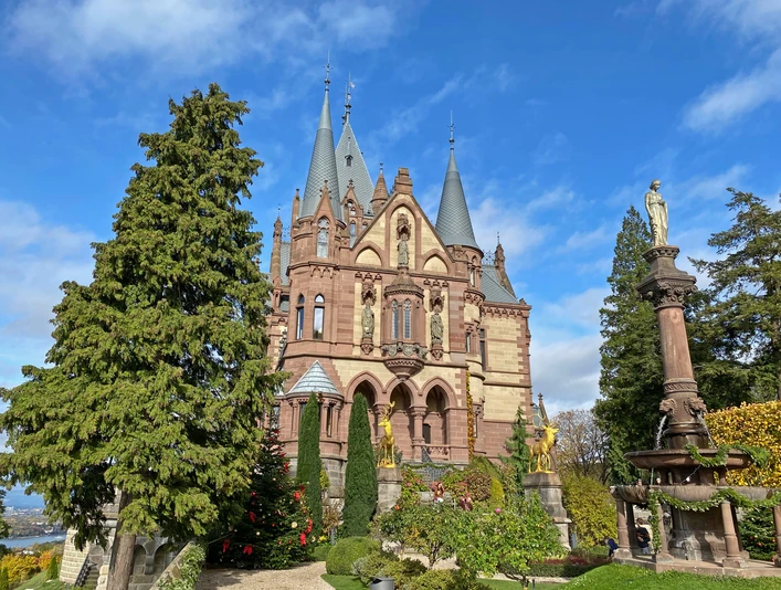 schloss_drachenburg_venusterrasse.jpg