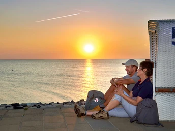 Rast bei Sonnenuntergang