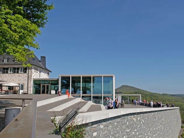 drachenfelsplateau_restaurant.jpg drachenfelsplateau_restaurant.jpg