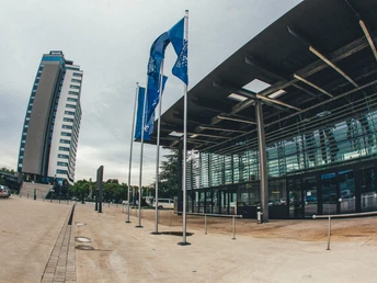 Eingangsbereich Plenarsaal Eingangsbereich_Plenarsaal