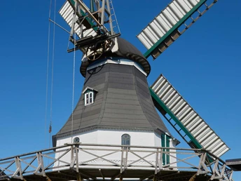 Rund um Weddingstedt, Mühle Aurora