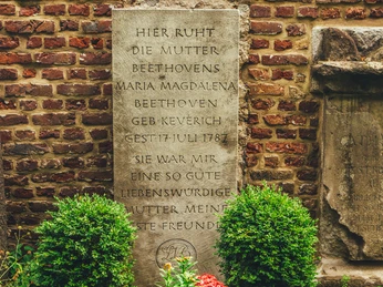 Das Grab von Beethovens Mutter