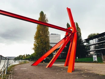 L' Allumé - Kunstwerk vor dem Planarsaal - am Rhein LAllum_Kunstwerk_am_Rhein