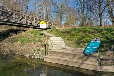 Kanusteg Meesche Wolfenbuettel.jpg Kanusteg am Meesche-Stadion