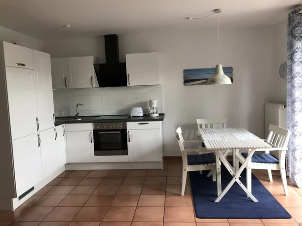 Strohhus Wohnung 2 innen.jpg