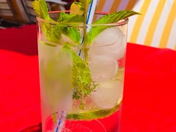 Bahnhofbuffet Oberwald Bahnhofbuffet Oberwald