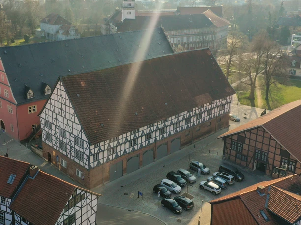 Parkplatz Bürgermuseum mit Schloss