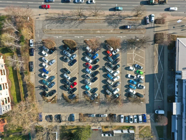 Wolfenbüttel Parkplatz Lindenhalle-1