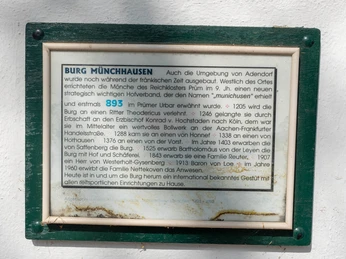 Burg Münchhausen Infotafel Burg