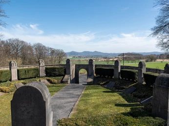 Blick auf das Siebengebirge vom Ehrenmal