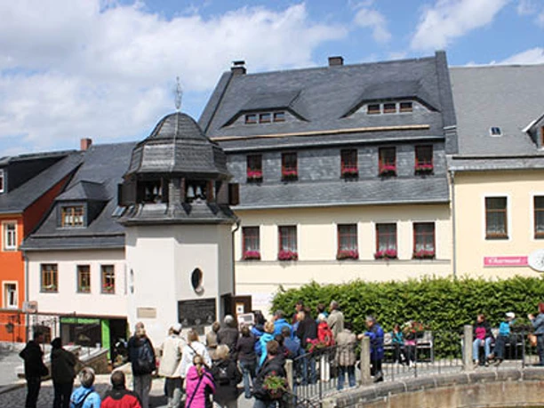 Glockenspiel aus Meißner Porzellan in Schwarzenberg