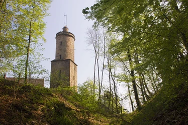Kaiser-Karls-Turm in Bad Driburg Kaiser-Karls-Turm von außen in Bad Driburg.