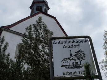 Antonius Kapelle Schild 2021 Frühling Wachtberg