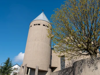 St. Maria Heimsuchung Turm