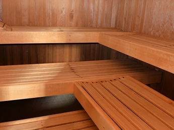 Hallenbad -St-Wiebke-Sauna.jpg