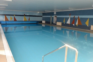 Hallenbad -St-Wiebke-1.jpg