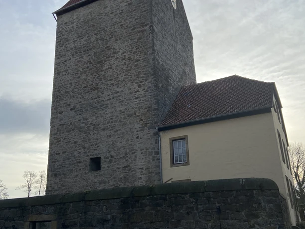 BurgWittlage_Bergfried.JPG