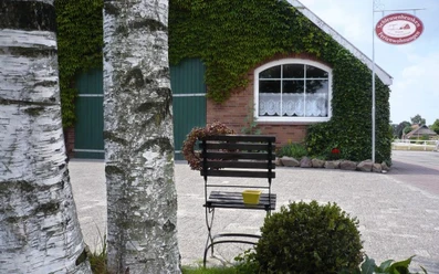 Schleusenheusken_Hof_01.jpg