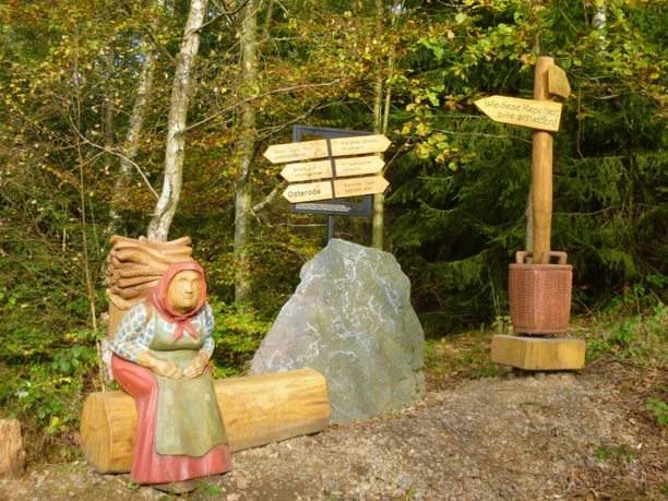 Wandern - Harzer Hexen-Stieg Erlebnisinsel Kiepenfrau (C) Stadt Osterode - 96dpi (2).JPG