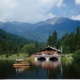 Pflegersee bei Garmisch-Partenkirchen, Oberbayern, Bayern, Deutschland Pflegersee bei Garmisch-Partenkirchen, Oberbayern, Bayern, Deutschland