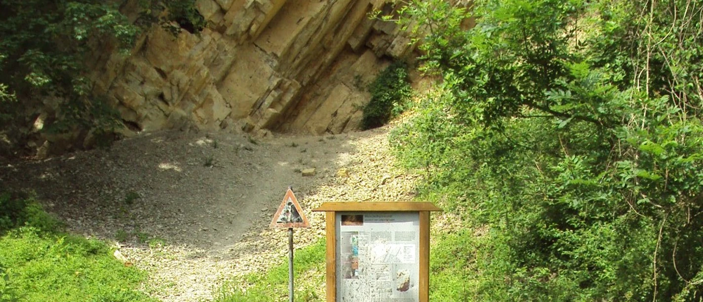 Steinbruch Gebhardshagen.JPG