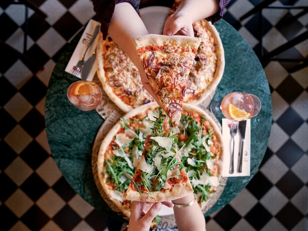 L'Osteria_Pizza.jpg