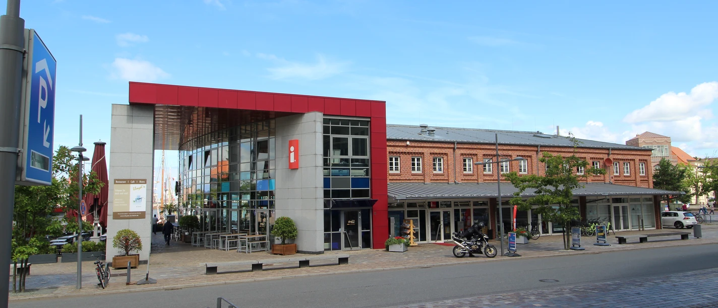 Tourist-Info Hafeninsel IMG_4958 (c) Tanja Mehl_Erlebnis Bremerhaven.JPG