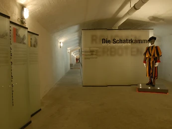 Die militärische Festung wurde in den Jahren 1939 – 1940 erbaut Die militärische Festung wurde in den Jahren 1939 – 1940 erbautThe military fortress was built in the years 1939 - 1940