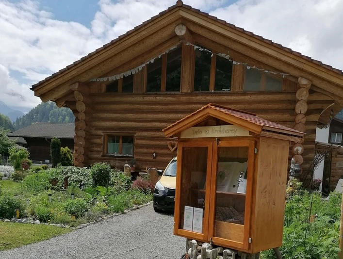 Kräuterey Log Cabin