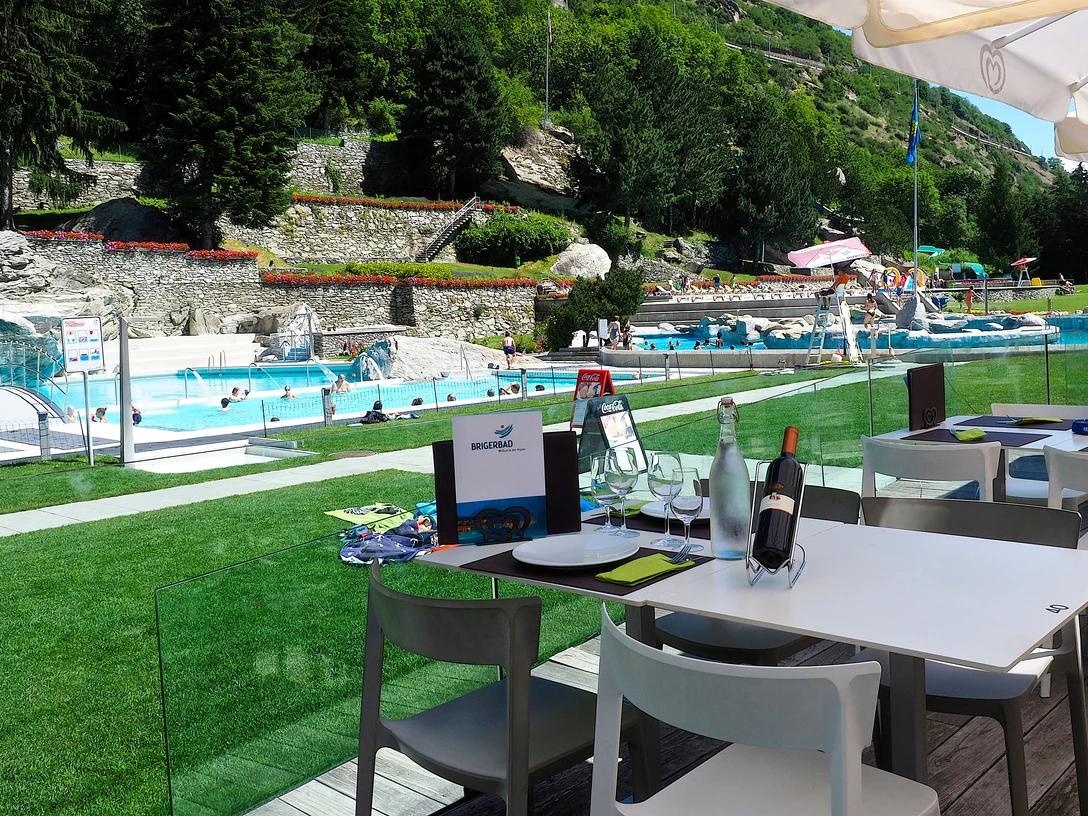 OLYMPUS DIGITAL CAMERA OLYMPUS DIGITAL CAMERA