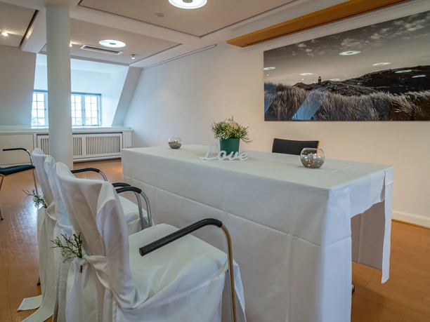 Kampen-Kilian-Westphal-Trauraum-II-Kaamp-Hüs-2021-frei (25).jpg