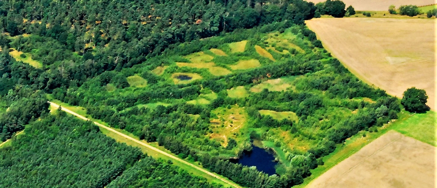 NaturErlebnisgarten Velpke von oben.jpg