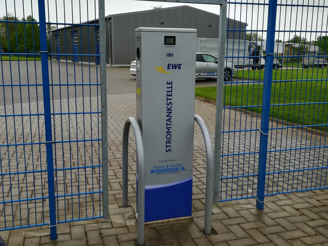 E-Tankstelle Prüfer & Herting sdr
