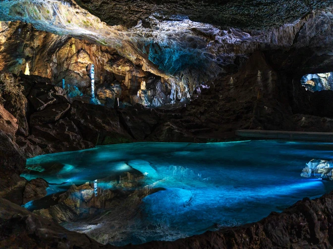 Baumannshöhle Rübeland - neu beleuchteter Goethesaal Baumannshöhle Rübeland - neu beleuchteter Goethesaal