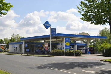 ARAL Tankstelle ARAL Tankstelle Außenansicht ortsaußwärts