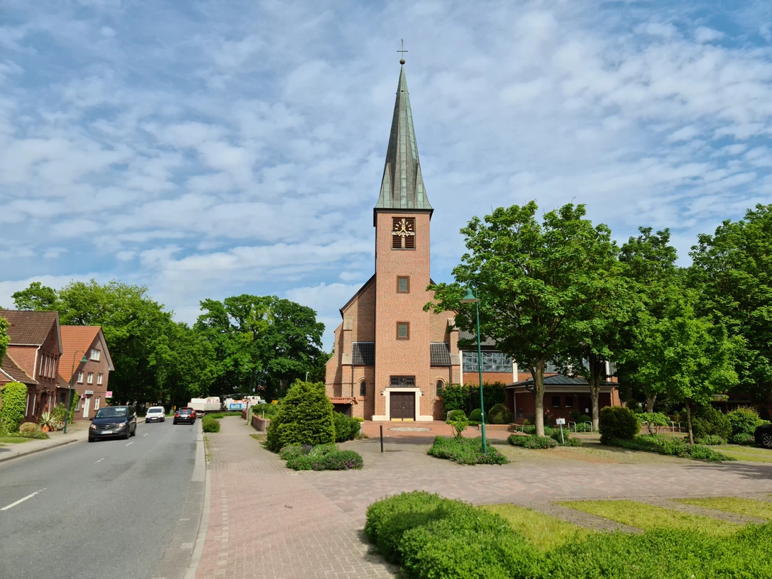 St.-Nikolaus-Kirche in Vrees