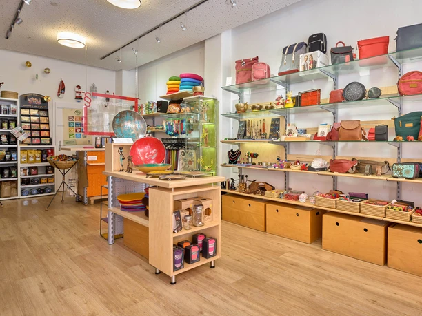 Weltladen Innenansicht