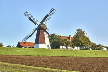 Windmühle Hedeper im Nördlichen Harzvorland Windmühle Hedeper im Nördlichen Harzvorland
