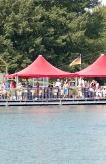 Sonnendeck der Wasserskiseilbahn Salzgitter