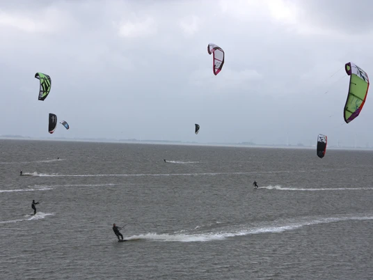 Kitesurfen Upleward6.JPG