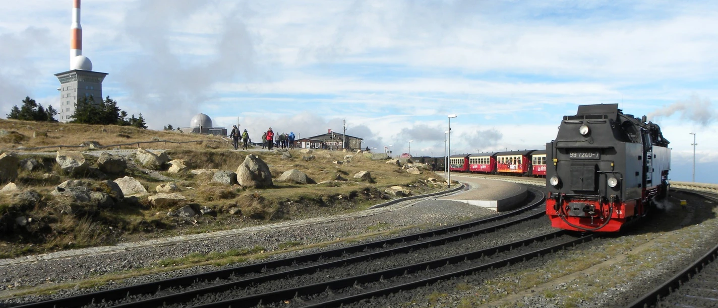 Dampfzug am Brockenbahnhof