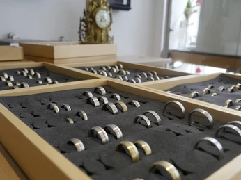 Der Uhrmacher - individuelle Trauringe Der Uhrmacher - individuelle Trauringe