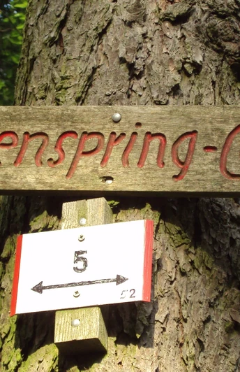 Salzgitter-Bad, Ausschilderung Wanderweg 5 zum Hasenspring