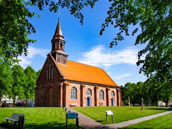 Brunsbüttel-Ort, Jakobuskirche
