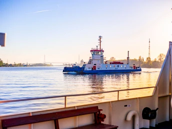 Brunsbüttel, Kanalfähre