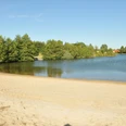 Sandstrand am Sieverner See.JPG