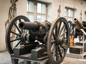 stiftung-ham-ausstellung-kanonen.jpg