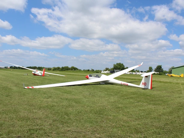 Der Segelflugplatz Hoya Der Segelflugplatz Hoya